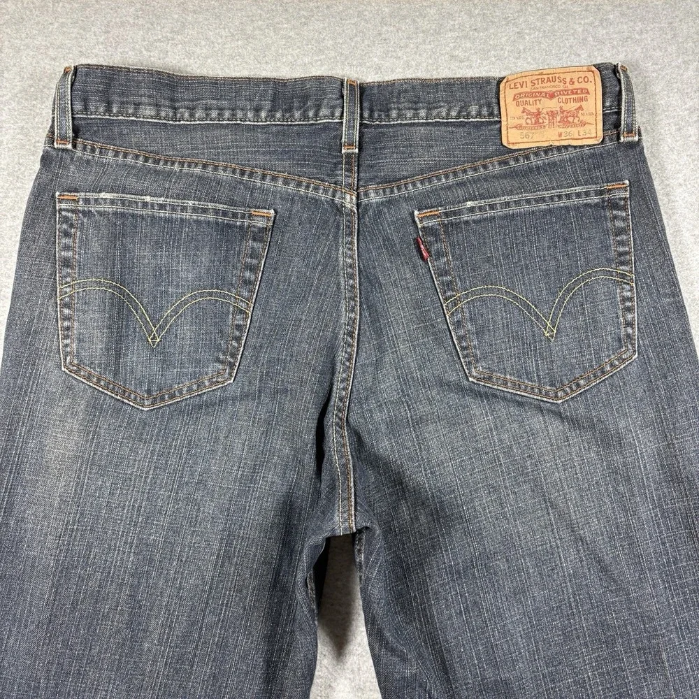 Vintage Levis 567 Loose Bootcut Jeans Mens 36x34 Y2K Dark Wash Button Fly Baggy